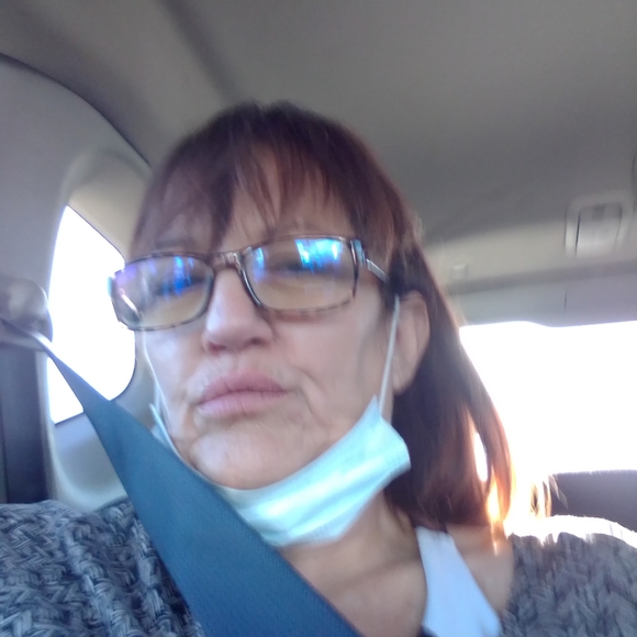 Meet your Posher, Theresa. - Picture 3 of 3